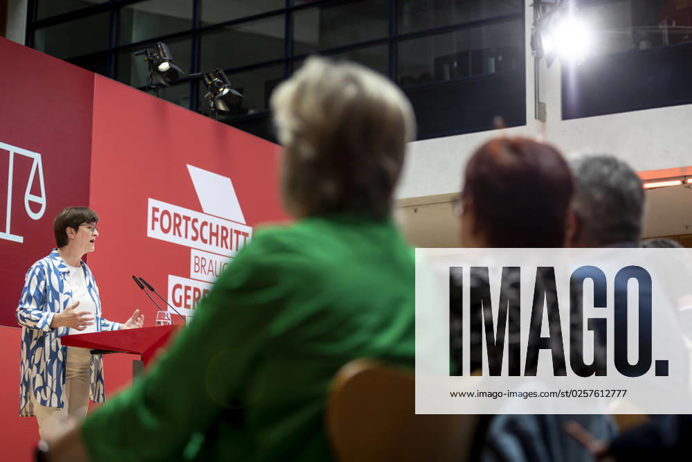 Saskia Esken, SPD Chairwoman, recorded at the event öÄÃ Fortschritt braucht Gerechtigkeit öÄi Seit 160 Jahren Ideen fuer morgenöÄu at the Willy Brandt Haus in Berlin, 04 10 2022 Berlin Germany