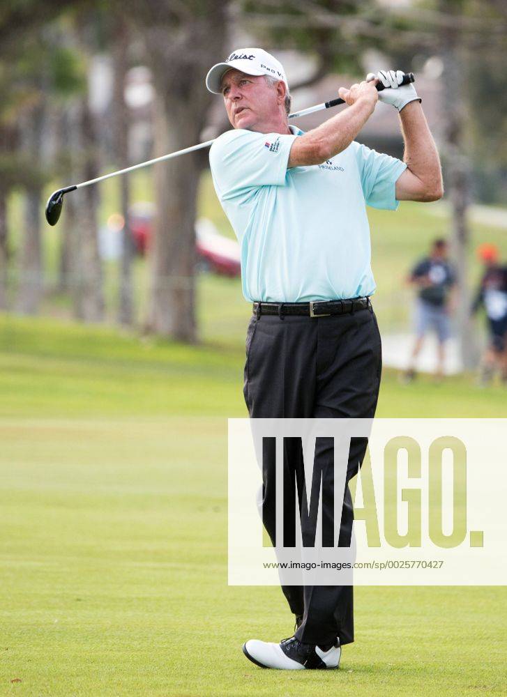 Newport Beach, California, USA - Jay Haas makes a second shot on the eighteenth hole during the the playoff in the final round of the Toshiba Classic at the Newport Beach Country Club on October 9, 2016 in Newport Beach, California. Toshiba Classic - Final Round - ZUMAg139