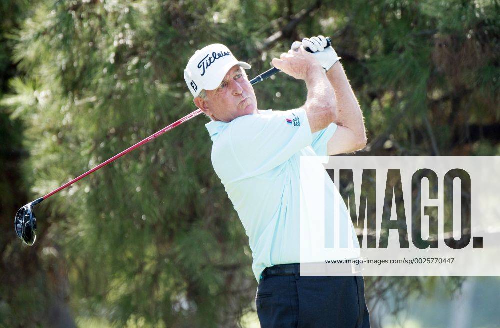 Newport Beach, California, USA - Jay Haas makes a tee shot on the eleventh hole during the final round of the Toshiba Classic at the Newport Beach Country Club on October 9, 2016 in Newport Beach, California. Toshiba Classic - Final Round - ZUMAg139