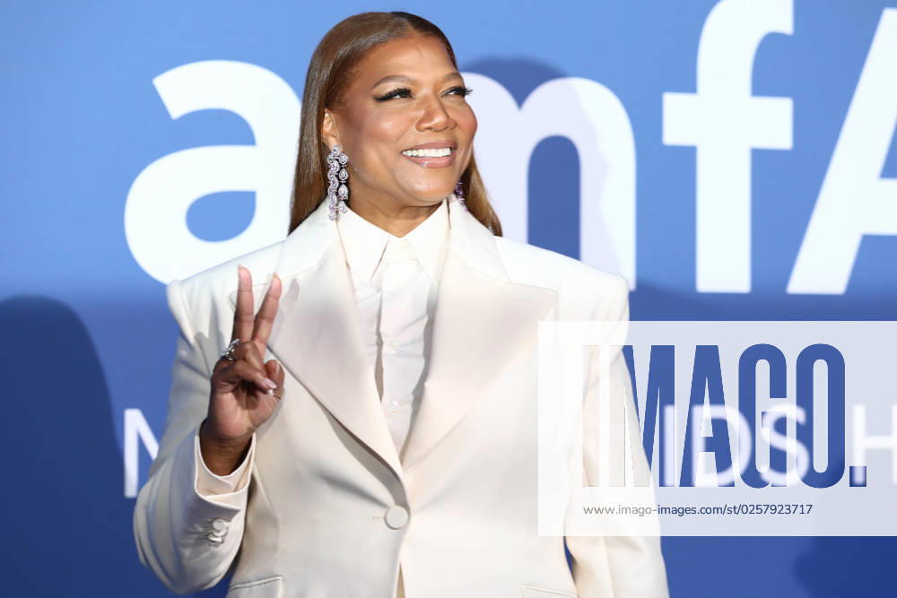 Antibes, Cote d Azur, France: QUEEN LATIFAH attends the amfAR Gala during the 76th Annual Cannes Film Festival at Palais des Festivals on May 25, 2023 in Cannes, France Antibes France - ZUMAc179 20230525_zep_c179_040