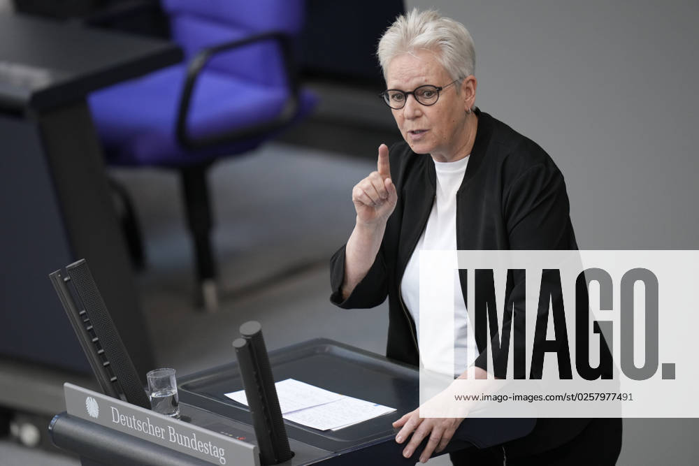 German Bundestag, 107 plenary session Maria Klein Schmeink Gruene m portrait during her speech on the Care Relief Act at the 107 session of the German Bundestag in Berlin, 26 05 2023 Berlin Berlin Germany