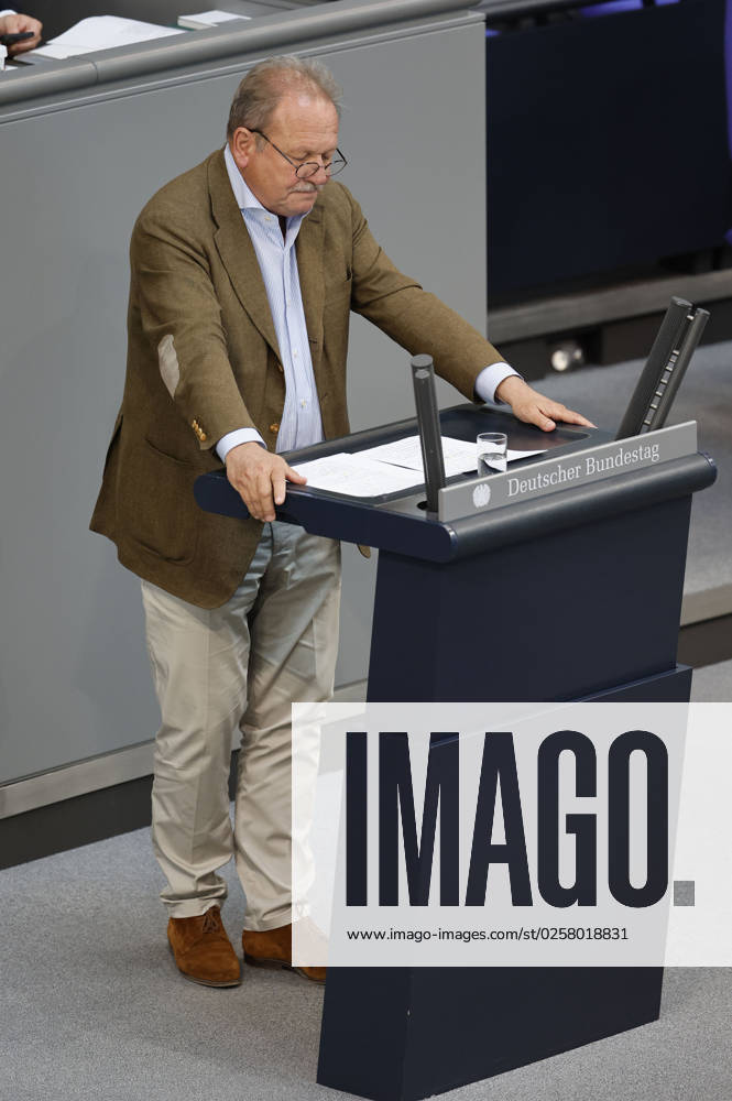 Frank Bsirske at the 107 session of the German Bundestag in the Reichstag building Berlin, 26 05 2023 Foto:xJ.xFuturexImage