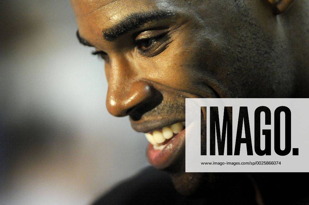 Antawn Jamison of the Washington Wizards talks to media after practice during training camp at the Siegel Center on the campus of Virginia Commonwealth University in Richmond, Va., Tuesday, September 30, 2008 Washington DC - September 30, 2008 - ZUMAw85_ 20080930_zaf_w85_006
