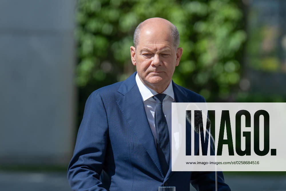 Chancellor Olaf Scholz Meeting of the Alliance for Transformation at the Federal Chancellery with Chancellor Olaf Scholz, Yasmin Fahimi, Chairwoman, German Trade Union Federation (DGB), Jörg Dittrich, President of the German Nature Conservation Ring, Kai Niebert, President of the German Energy and Water Industries Association, Marie Luise Wolff Berlin Berlin GER