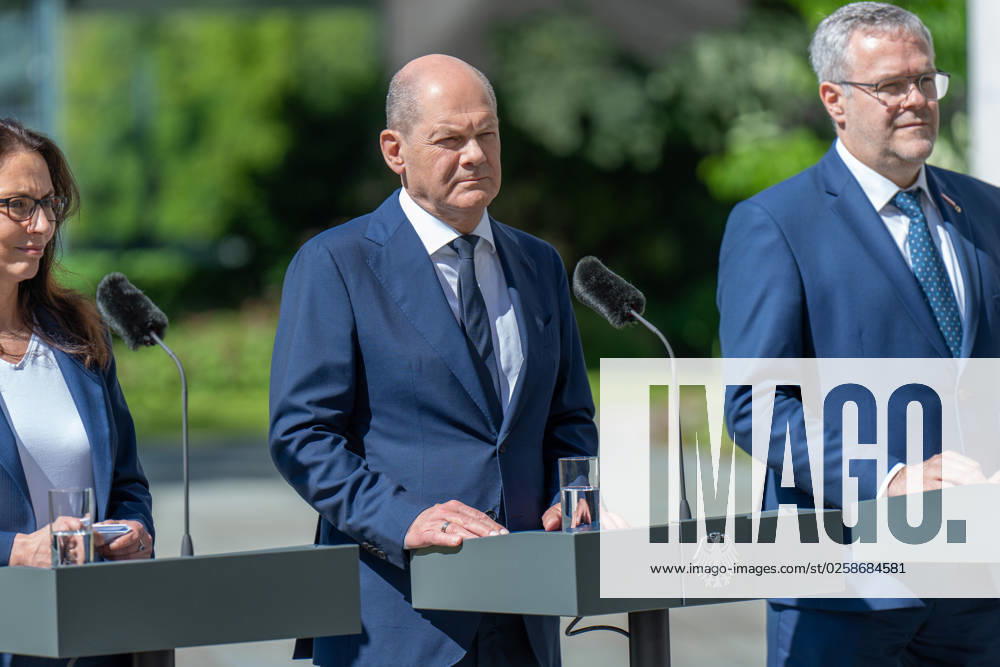 Chancellor Olaf Scholz Meeting of the Alliance for Transformation at the Federal Chancellery with Chancellor Olaf Scholz, Yasmin Fahimi, Chairwoman, German Trade Union Federation (DGB), Jörg Dittrich, President of the German Nature Conservation Ring, Kai Niebert, President of the German Energy and Water Industries Association, Marie Luise Wolff Berlin Berlin GER