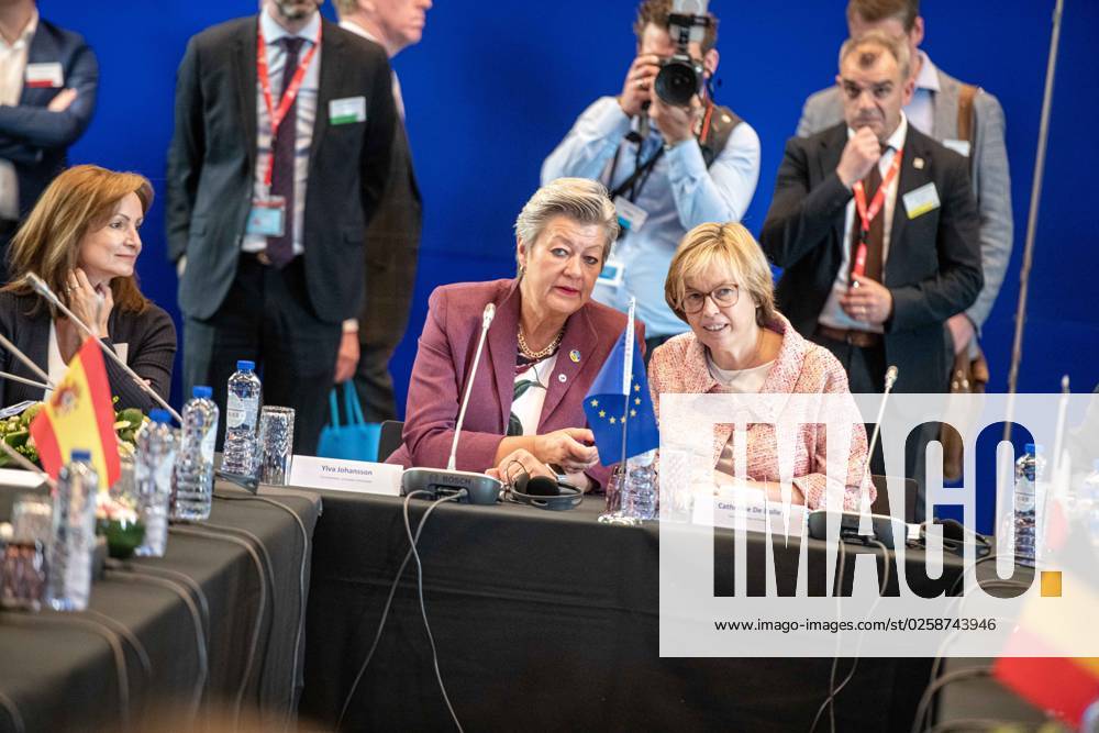 European Commission commissioner of Home affairs Ylva Johansson (C) and Europol executive director Belgian Catherine De Bolle (R) pictured during a meeting of the Coalition European Countries against serious and organized crime , in Antwerp, Monday 05 June 2023. Belgium, France, Germany, Italy, the Netherlands and Spain join forces in the fight against organized crime, in particular drug crime. During the meeting, a status will be drawn up of the implementation of the multi-annual action plan, which is the concrete translation of the ambitions entered into by the 6 countries in October 2022. JONASxROOSENS 68446463