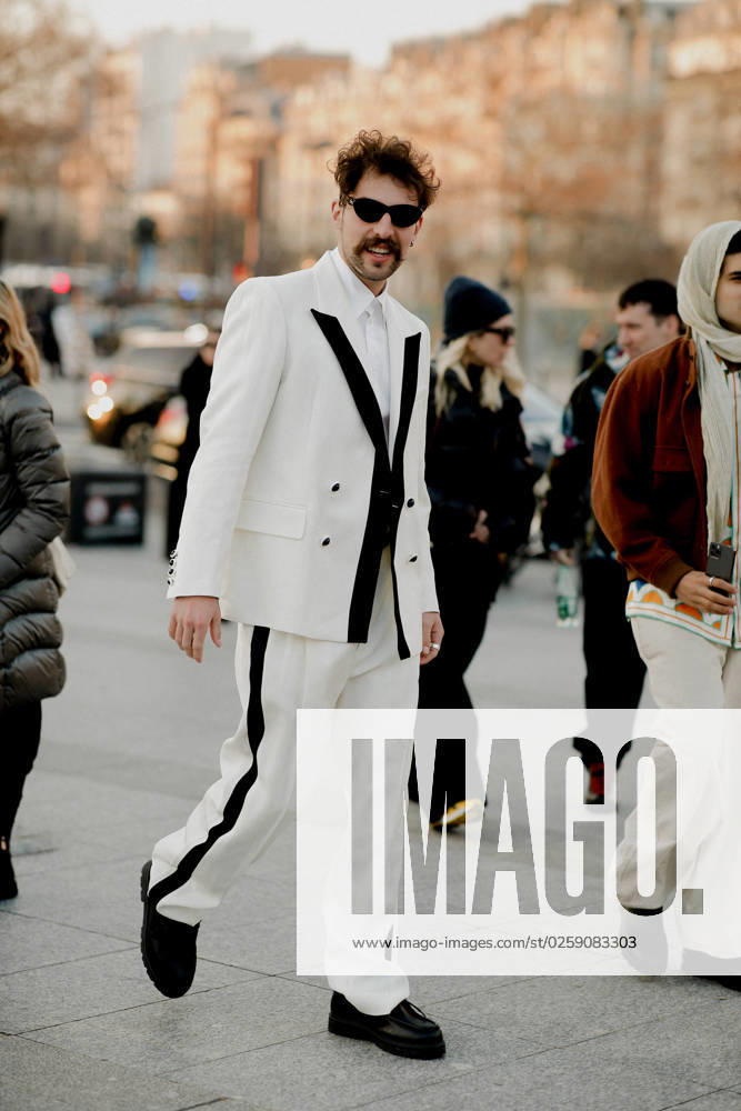 Street style Fall-Winter 2023-2024 Menswear shows - Paris Street style, Saint Levant arriving at Casablanca Fall-Winter 2023-2024 Menswear show, held at Paris Expo Porte de Versailles, Paris, France, on January 21st, 2023. Photo by Marie-Paola Bertrand-Hillion ABACAPRESS.COM