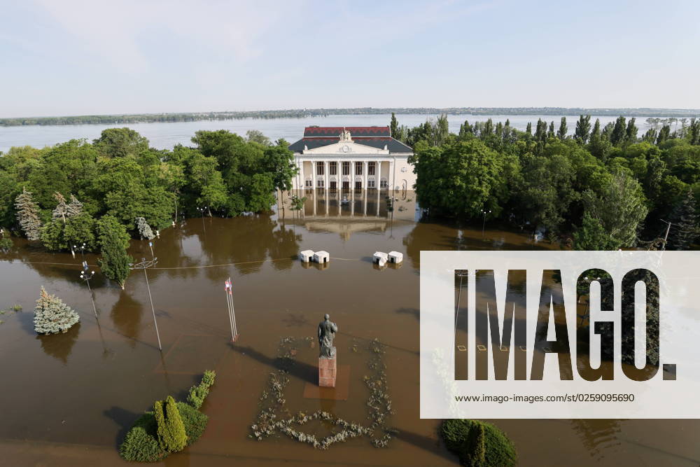 RUSSIA, KHERSON REGION - JUNE 7, 2023: A view of the flooded Palace of Culture in Novaya Kakhovka. The flood occurred after a dam was breached at the Kakhovka Hydroelectric Power Plant. Overnight into June 6, the Ukrainian Armed Forces launched a strike on the power plant, and the ensuing dam collapse caused an uncontrollable release of water downstream. About 2,700 houses are flooded in 15 settlements of the Kherson Region. According to Novaya Kakhovka Mayor Leontyev, more than 900 people were evacuated from flood-hit areas of the Kherson Region on June 6. Alexei Konovalov TASS 59656996