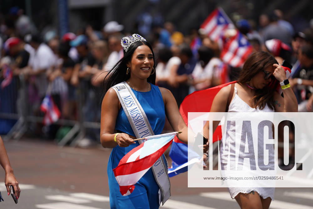 2023 National Puerto Rican Day Parade (NEW) 2023 National Puerto Rican Day Parade. June 11, 2023, New York, USA: The National Puerto Rican Day Parade is one of the largest celebrations of Puerto Rican culture in the United States and takes place annually in New York City. The parade typically features colorful floats, vibrant costumes, and lively music and dancing to showcase the rich heritage of Puerto Rico and its people. Credit: Jorge Estrellado Thenews2 (Foto: Jorge Estrellado Thenews2 imago images) 2023 National Puerto Rican Day Parade