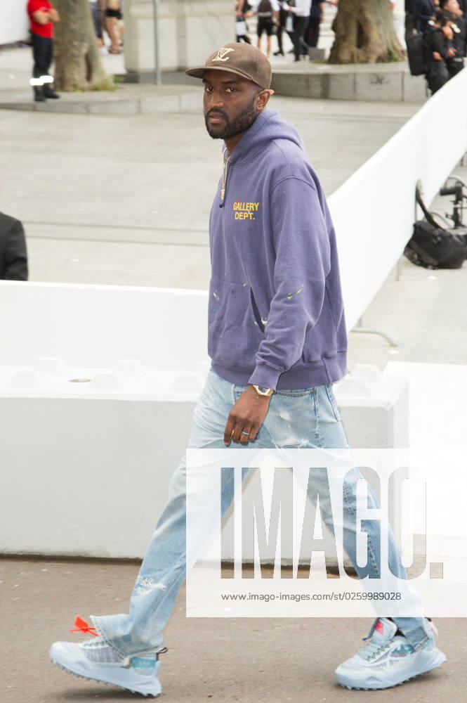 PFW - Arrivals at Dior fashion Show during Menswear NB Virgil Abloh arrives at Dior fashion Show during Menswear Spring Summer 2020 on June 21, 2019 in Paris, France. Photo by Nasser Berzane ABACAPRESS.COM Paris France