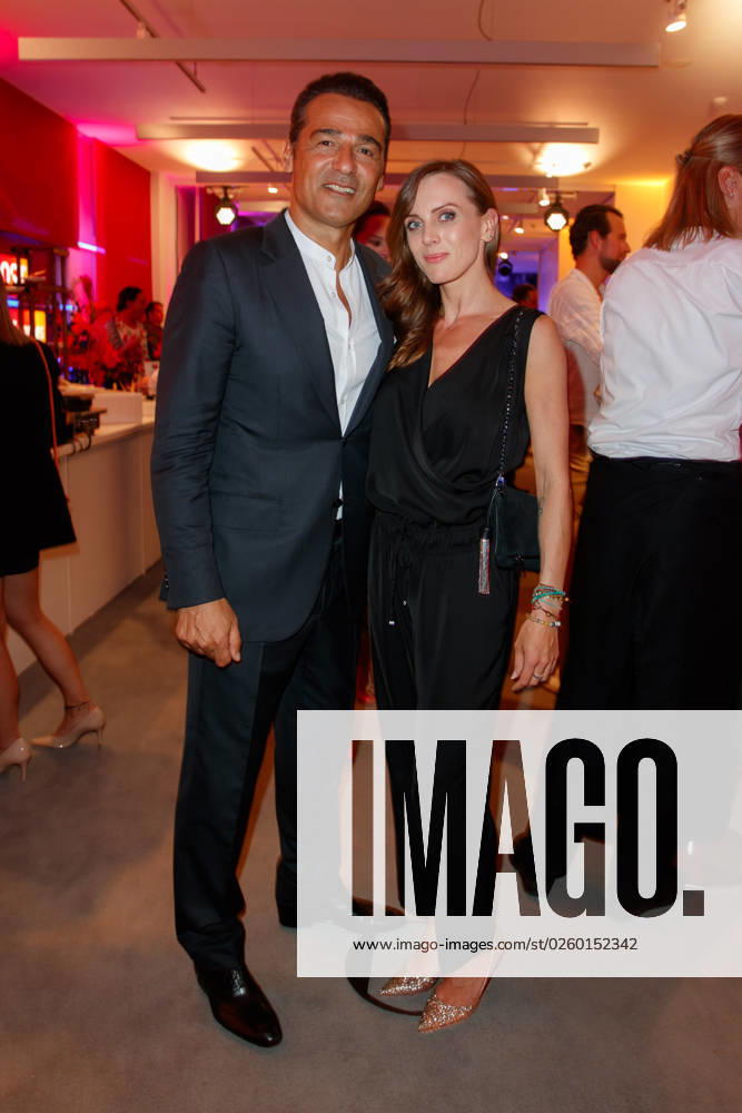 Party Bertelsmann Erol Sander with girlfriend Rebecca Oehlmann at the Bertelsmann Party 2023 at the Bertelsmann headquarters in Berlin on 15 06 2023
