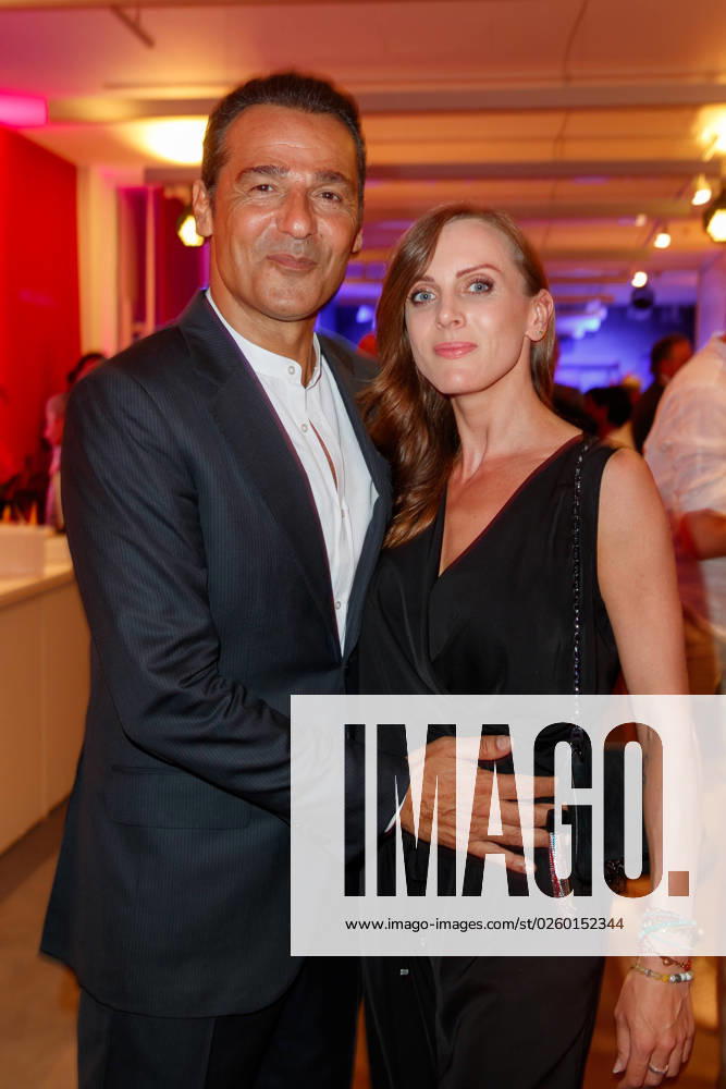 Party Bertelsmann Erol Sander with girlfriend Rebecca Oehlmann at the Bertelsmann Party 2023 at the Bertelsmann headquarters in Berlin on 15 06 2023