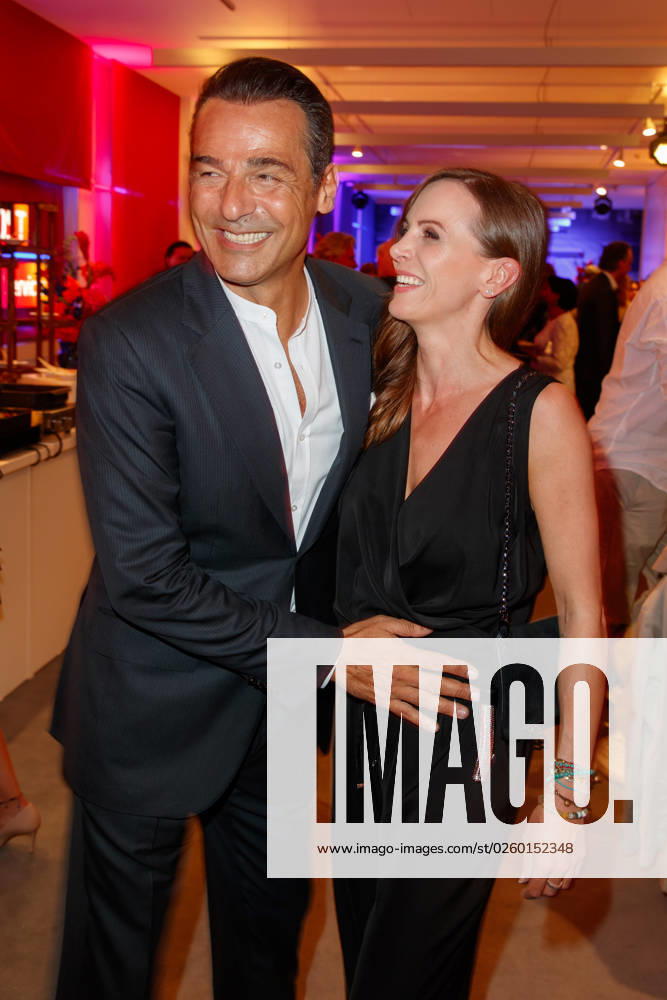 Party Bertelsmann Erol Sander with girlfriend Rebecca Oehlmann at the Bertelsmann Party 2023 at the Bertelsmann headquarters in Berlin on 15 06 2023