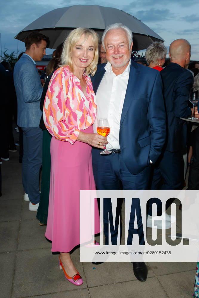 Party Bertelsmann Wolfgang Kubicki with wife Annette Marberth Kubick at the Bertelsmann party 2023 in the Bertelsmann capital representative office on 15 06 2023 in Berlin