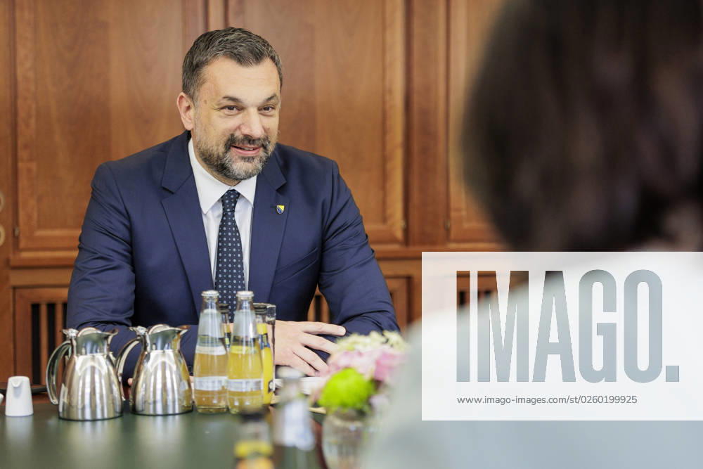 Annalena Baerbock Buendnis 90 Die Gruenen , Federal Minister of Foreign Affairs, and Elmedin Dino Konakovic, Minister of Foreign Affairs of Bosnia and Herzegovina, recorded during a meeting at the Foreign Office in Berlin, 16 06 2023 Berlin Germany