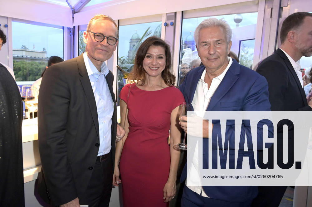 Michael Müller, Reyhan Sahin and Klaus Wowereit at the Bertelsmann Party 2023 at the Bertelsmann Representative Office Unter den Linden Berlin, 15 06 2023 Foto:xF.xFuturexImage