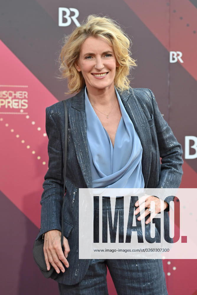 Maria FURTWAENGLER actress,single image,cropped single image,half figure,half figure red carpet,red carpet,Bavarian Film Award 2023 on 16 06 2023 in Prinzregententheater in Munich