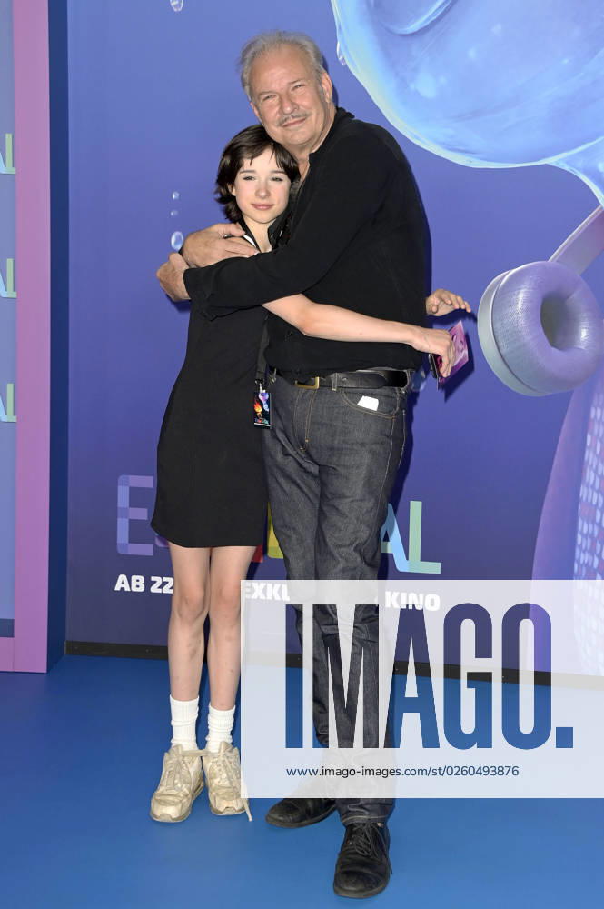 Leander Haußmann with daughter Edwina Kuhl at the premiere of the feature film Elemental at the cinema in the KulturBrauerei Berlin, 18 06 2023 Foto:xF.xFuturexImage