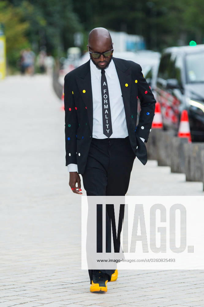 Louis Vuitton Dinner - Paris Virgil Abloh arriving to Louis Vuitton Fragance Dinner at La Fondation Louis Vuitton in Paris on July 05, 2021 in Paris, France. Photo by Nasser Berzane ABACAPRESS.COM Paris France