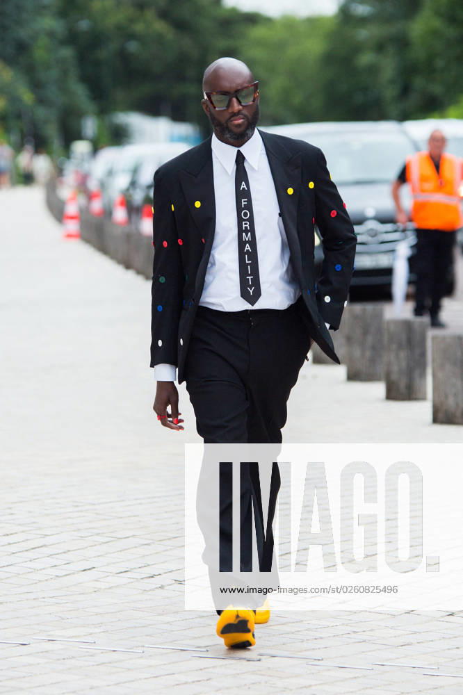Louis Vuitton Dinner - Paris Virgil Abloh arriving to Louis Vuitton Fragance Dinner at La Fondation Louis Vuitton in Paris on July 05, 2021 in Paris, France. Photo by Nasser Berzane ABACAPRESS.COM Paris France