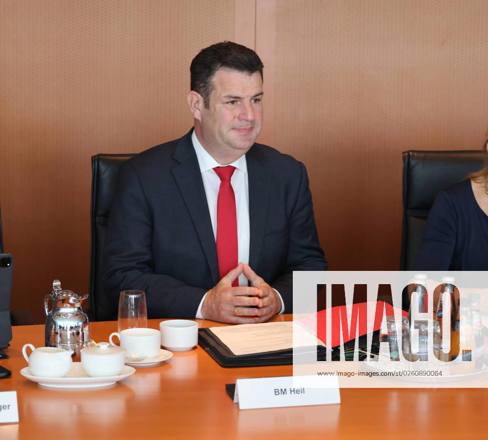 Federal Cabinet Berlin Scholz 21 06 2023, Germany, Berlin,Federal Cabinet, here Hubertus Heil at the cabinet table Federal Minister of Labor Berlin Germany