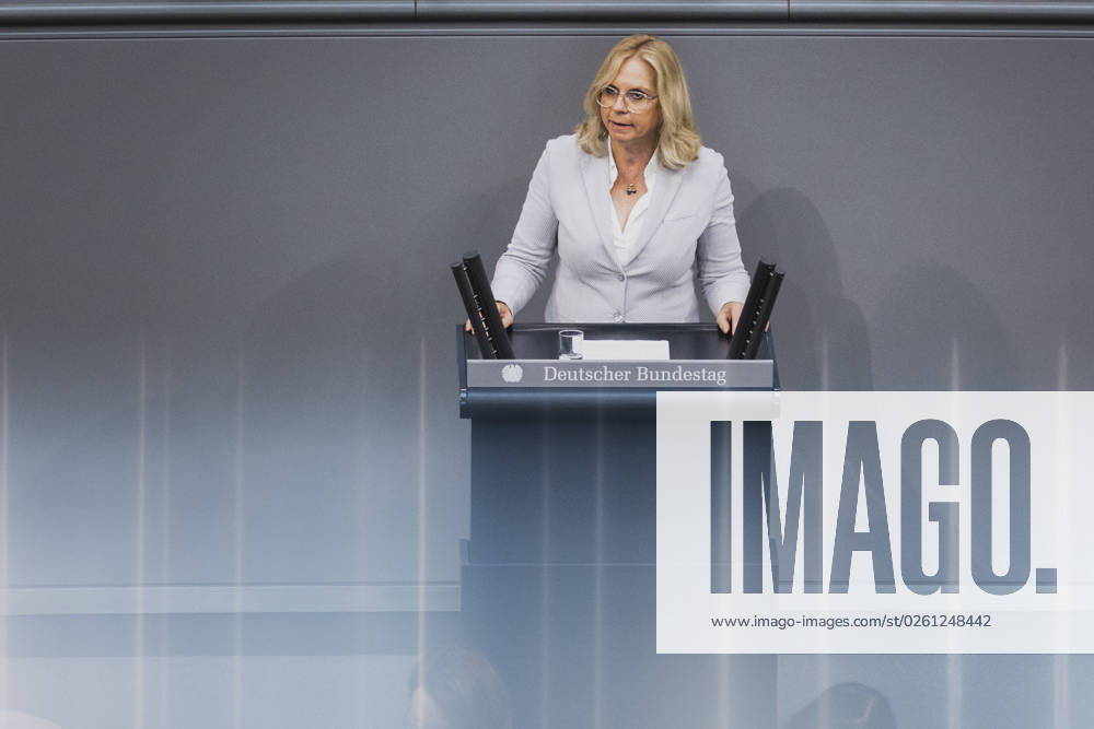 Andrea Lindholz, Member of the German Bundestag CDU CSU , recorded during the debate in the German Bundestag on skilled worker immigration Berlin, 23 06 2023 Berlin Germany