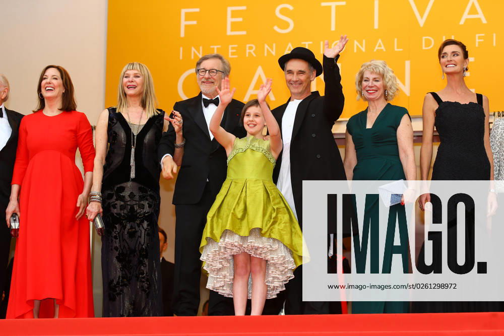 Cannes - BFG Screening Kristie Macosko, Frank Marshall, Kathleen Kennedy, Kate Capshaw, Steven Spielberg, Ruby Barnhill, Mark Rylance, Claire van Kampen, Lucy Dahl, Penelope Wilton and Rebecca Hall attend The BFG (Le Bon Gros Geant - Le BGG) premiere as part of the 69th annual Cannes Film Festival at the Palais des Festivals on May 14, 2016 in Cannes, France. Photo by Shootpix ABACAPRESS.COM Cannes France