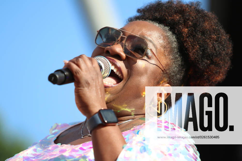 The Weather Girls singer Dorrey Lyles performance at the Parkbühne Wuhlheide on 24 06 2023 at the Berliner Rundfunk Open Air in Berlin