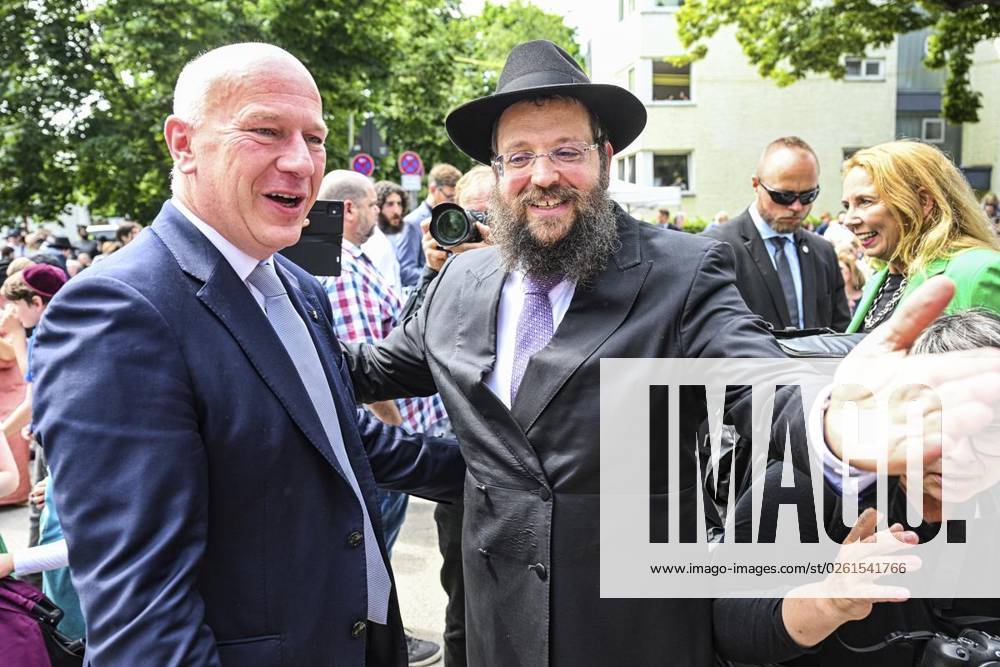 Eröffnungsfeier Pears Jüdischer Campus (PJC) Mit Berlins Regierendem Bürgermeister Kai Wegner, dem israelischen Botschafter Ron Prosor, dem Präsidenten des Zentralrates der Juden und Kuratoriumsmitglied der Stiftung Jüdischer Campus, Josef Schuster., fotografiert am 25. Juni 2023 in Berlin. Deutschland Berlin Berlin