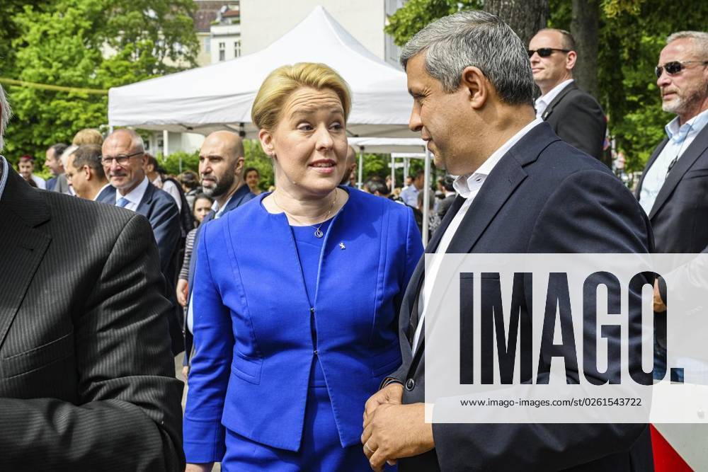 Eröffnungsfeier Pears Jüdischer Campus (PJC) Mit Berlins Regierendem Bürgermeister Kai Wegner, dem israelischen Botschafter Ron Prosor, dem Präsidenten des Zentralrates der Juden und Kuratoriumsmitglied der Stiftung Jüdischer Campus, Josef Schuster., fotografiert am 25. Juni 2023 in Berlin. Deutschland Berlin Berlin