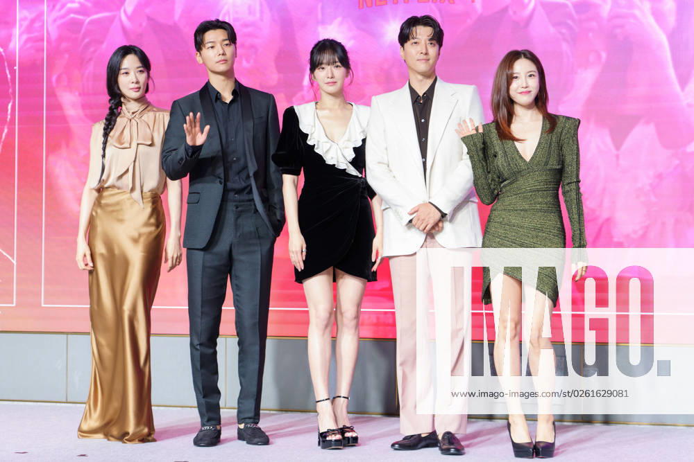 Netflix series Celebrity press conference SEOUL, SOUTH KOREA, JUN 26: South Korean actors Lee Chung-ah, Kang Min-hyuk, Park Gyu-young, Lee Dong-gun, Jun Hyo-seong during Netflix series Celebrity press conference at the Hotel Naru in Seoul, South Korea, on June 26, 2023. Seoul the Hotel Naru South Korea 7898_272608