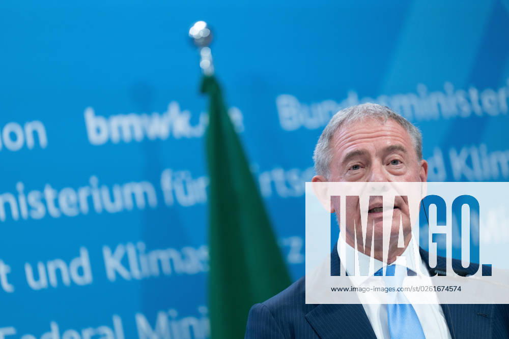 Press conference on critical raw materials, Adolfo Urso Press conference by Robert Habeck, Federal Minister for the Economy and Climate Protection, Bruno Le Maire, Minister of Economy, Finance and Industrial and Digital Sovereignty France , and Adolfo Urso, Minister of Enterprise and Made in Italy Italy , 26.6 2023 Berlin Berlin GER