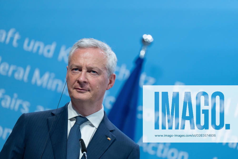 Press conference on critical raw materials, Bruno Le Maire Press conference by Robert Habeck, Federal Minister for the Economy and Climate Protection, Bruno Le Maire, Minister of Economy, Finance and Industrial and Digital Sovereignty France , and Adolfo Urso, Minister of Enterprise and Made in Italy Italy , 26.6 2023 Berlin Berlin GER