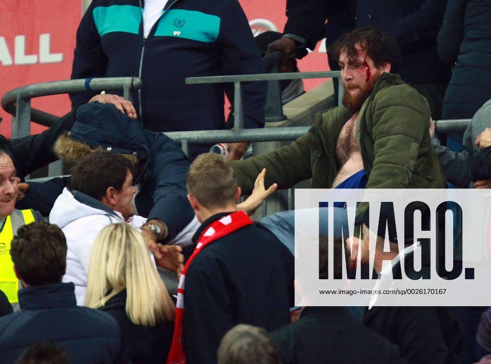 England v Scotland - FIFA World Cup WM Weltmeisterschaft Fussball 2018 Qualifier . . London, UK . . 11.11.2016 Fighting broke out amongst some England supporters, leaving one man covered in blood.