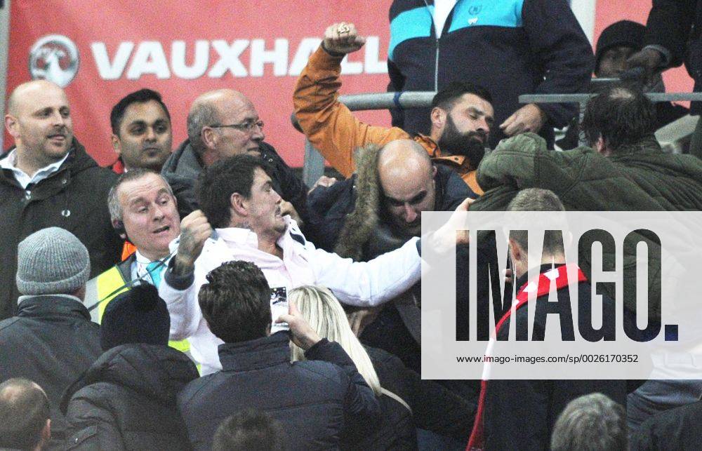 Football - 2016 2017 World Cup Qualifier - Group F: England vs. Scotland Fighting breaks out after the third goal at Wembley. COLORSPORT ANDREW COWIE