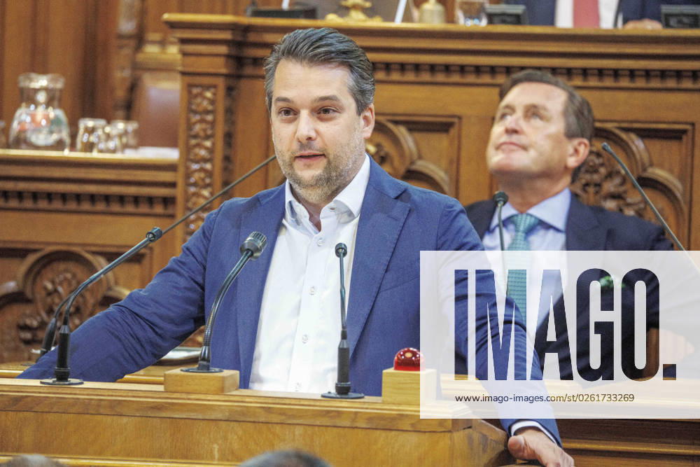20230627 Wiener Gemeinderat - Rechnungsabschluss 2022 WIEN, OESTERREICH - JUNI 27: Abgeordneter zum Wiener Landtag und Gemeinderat Landesparteiobmann Dominik Nepp (FPOe) beim Wiener Gemeinderat - - Rechnungsabschluss 2022 im OeVP Lichtenfelsgasse am 27. Juni 2023 in Wien, Oesterreich. 230627_SEPA_10_010
