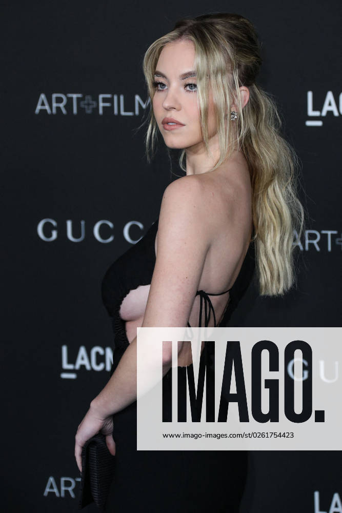 10th Annual LACMA Art+Film Gala - LA Sydney Sweeney wearing a Saint Laurent dress arrives at the 10th Annual LACMA Art + Film Gala 2021 held at the Los Angeles County Museum of Art on November 6, 2021 in Los Angeles, CA, USA. Photo by Xavier Collin Image Press Agency ABACAPRESS.COM Los Angeles CA United States