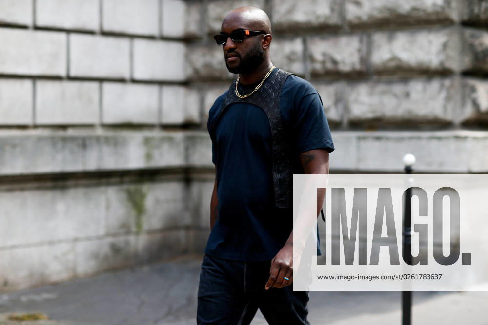 Fashion Designer Virgil Abloh Dies Aged 41 File photo dated June 23, 2018 of Virgil Abloh arriving at Dior Spring-Summer 2019 menswear show in Paris, France. Top fashion designer Virgil Abloh, the artistic director of Louis Vuitton?s menswear collection, died on Sunday at the age of 41 from cancer, the fashion and luxury house?s French owner LVMH has announced. Photo by Marie-Paola Bertrand-Hillion ABACAPRESS.COM Paris France