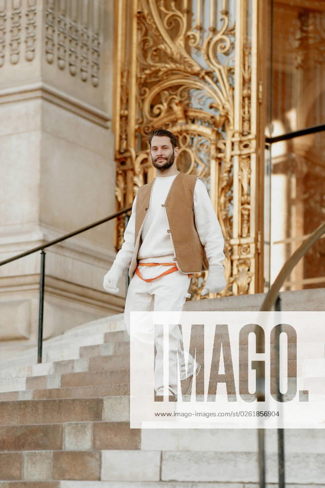 PFW - Street Style Street style, Simon Porte Jacquemus arriving at Schiaparelli Spring Summer 2022 Haute Couture show, held at Petit Palais, Paris, France, on January 24, 2022. Photo by Marie-Paola Bertrand-Hillion ABACAPRESS.COM Paris France