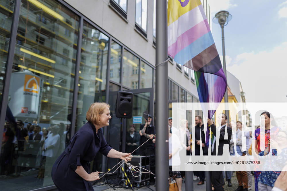 Lisa Paus, Federal Minister for Family Affairs, Senior Citizens, Women and Youth, recorded at the CSD reception at the BMFSFJ in Berlin, 28 06 2023 Berlin Germany