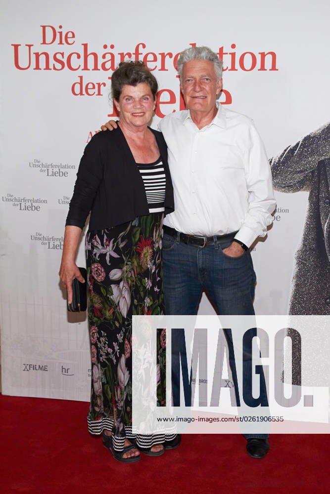 Max Moor with wife Sonja Moor Premiere of DIE UNSCHAERFERELATION DER LIEBE at the Delphi Filmpalast in Berlin on 28 06 2023 Premiere Die Unschärferelation der Liebe