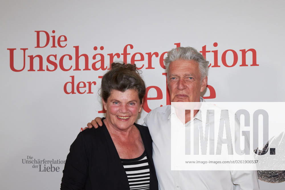 Max Moor with wife Sonja Moor Premiere of DIE UNSCHAERFERELATION DER LIEBE at the Delphi Filmpalast in Berlin on 28 06 2023 Premiere Die Unschärferelation der Liebe
