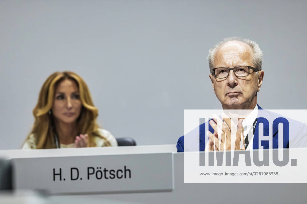 Hans Dieter Pötsch, Chairman of the Executive Board of Porsche Automobil Holding SE and Chairman of the Supervisory Board of Volkswagen AG Annual General Meeting 2023 of Porsche AG in the Porsche Arena Stuttgart First Annual General Meeting after the IPO of Dr Ing h c F Porsche AG last September 28 06 2023 Stuttgart, Baden Württemberg, Germany, Europe