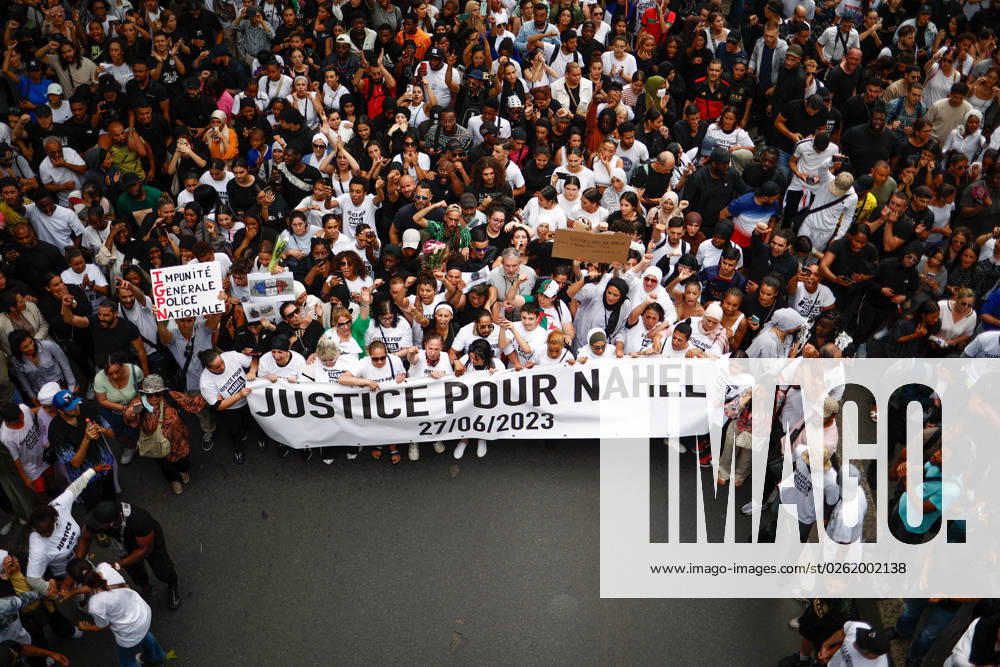 White March In Tribute To Nahel - Paris White march in tribute to Nahel, 17, who was shot in the chest by police in Nanterre, in the Paris suburbs, during a roadside check, on June 29, 2023 in Paris, France. Photo by Raphael Lafargue ABACAPRESS.COM Paris France