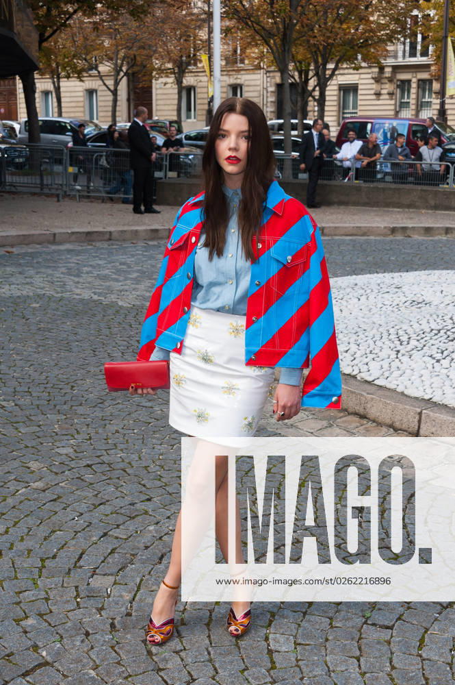 Anya Taylor-Joy, Archivbilder Paris Fashion Week - Miu Miu - Arrivals - Paris Anya Taylor Joy attending the Miu Miu Spring-Summer 2015 2016 Ready-To-Wear collection show during Paris Fashion Week held at Conseil Economique et Social on October 7, 2015 in Paris, France. Photo by Nicolas Genin ABACAPRESS.COM France