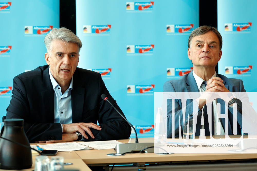 Dr Marc Jongen, AfD, First Parliamentary Secretary of the AfD parliamentary group in the German Bundestag, Bernd Baumann, Germany, Berlin, Reichstag, AfD sitzungswöchentlichen Pressegespräch