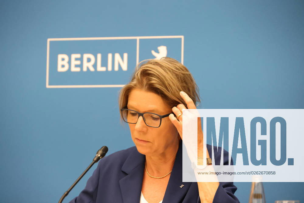 Senate Press Conference Berlin Giffey 04072023, Germany, Berlin, Senate, Senate Press Conference, with Economics Senator Franziska Giffey, Labor Minister Cansel Kizilteppe, both SPD and the new government spokeswoman Christine Richter Berlin Berlin Germany