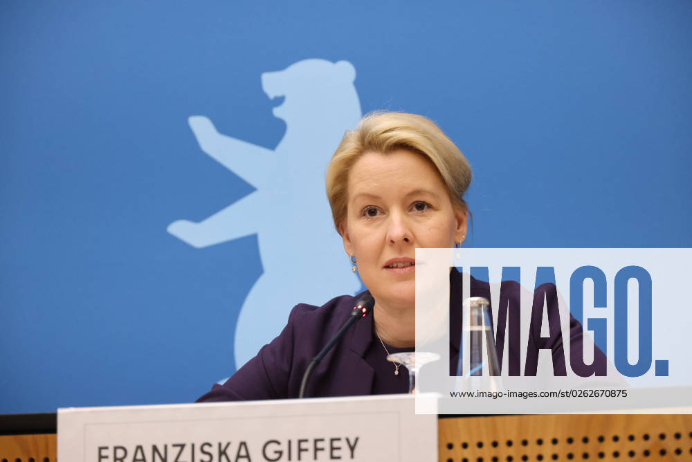 Senate Press Conference Berlin Giffey 04072023, Germany, Berlin, Senate, Senate Press Conference, with Economics Senator Franziska Giffey, Labor Minister Cansel Kizilteppe, both SPD and the new government spokeswoman Christine Richter Berlin Berlin Germany