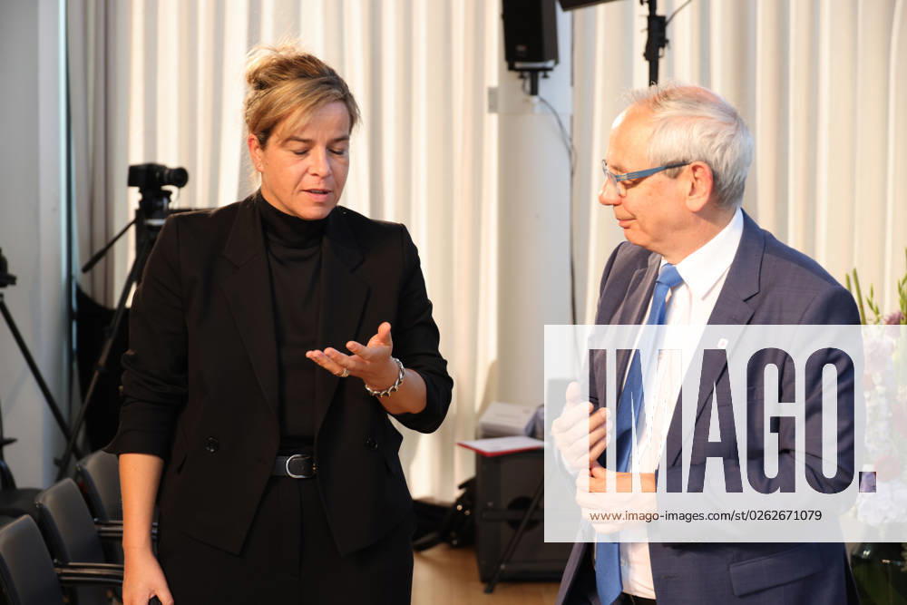 Vassiliiadis Neubauer and Habeck 04072023, Germany, Berlin, Rheinland Pfalz Landesvertretung, discussion event of the foundation of the trade union IGBCE, with Michael Vassiliadis IGBCE , Robert Habeck Minister für Wirtschaft, Mona Neubauer NRW Minister for Economic Affairs, here Mona Neubauer talking to the trade union IGBCE Vassiliadis Berlin Berlin Germany