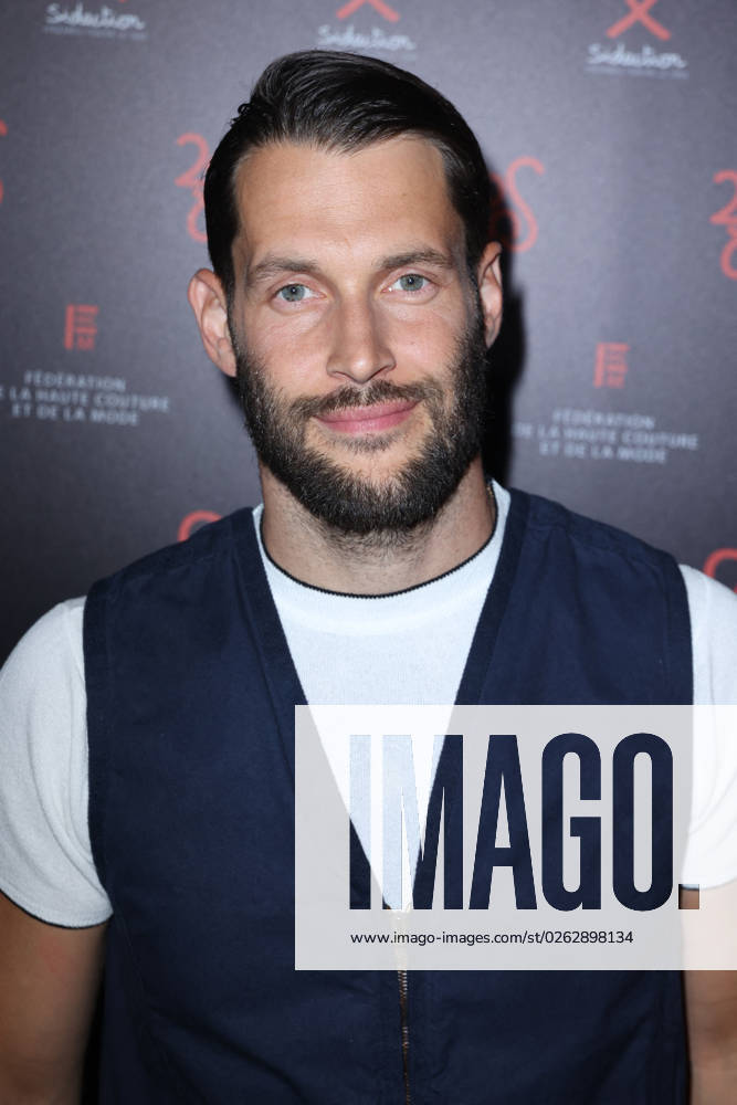 PFW - Diner De La Mode Simon Porte Jacquemus lors de la 20eme à dition du Diner de la Mode, organisà par la Fà dà ration de la Haute Couture et de la Mode et Sidaction, au Pavillon Cambon Capucines à Paris, France le jeudi 6 juillet 2023. Photo by Jerome Domine ABACAPRESS.COM The 20th Diner de la Mode ( Fashion Diner) to the benefit of Sidaction ( Aids fight) was held at the Pavillon Cambon Capucines in Paris, France on July 6, 2023. Photo by Jerome Domine ABACAPRESS.COM Paris France